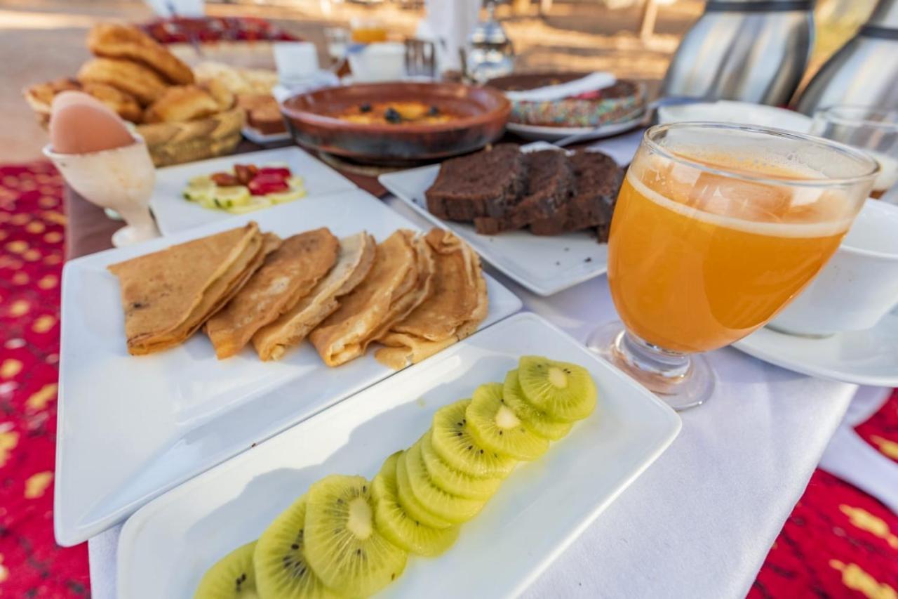 Merzouga Luxury Traditional Camp Экстерьер фото