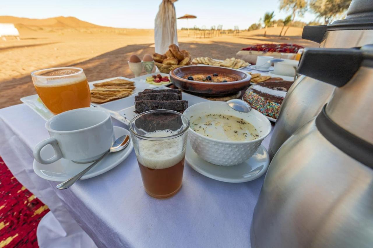 Merzouga Luxury Traditional Camp Экстерьер фото